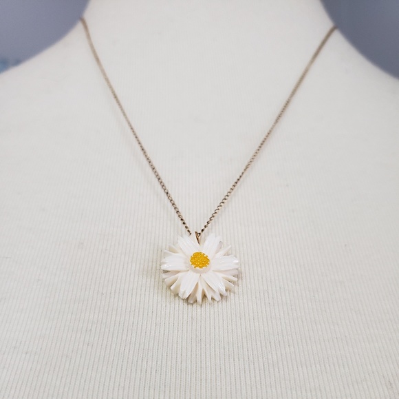 Jewelry - Vintage Daisy Gold Filled Necklace